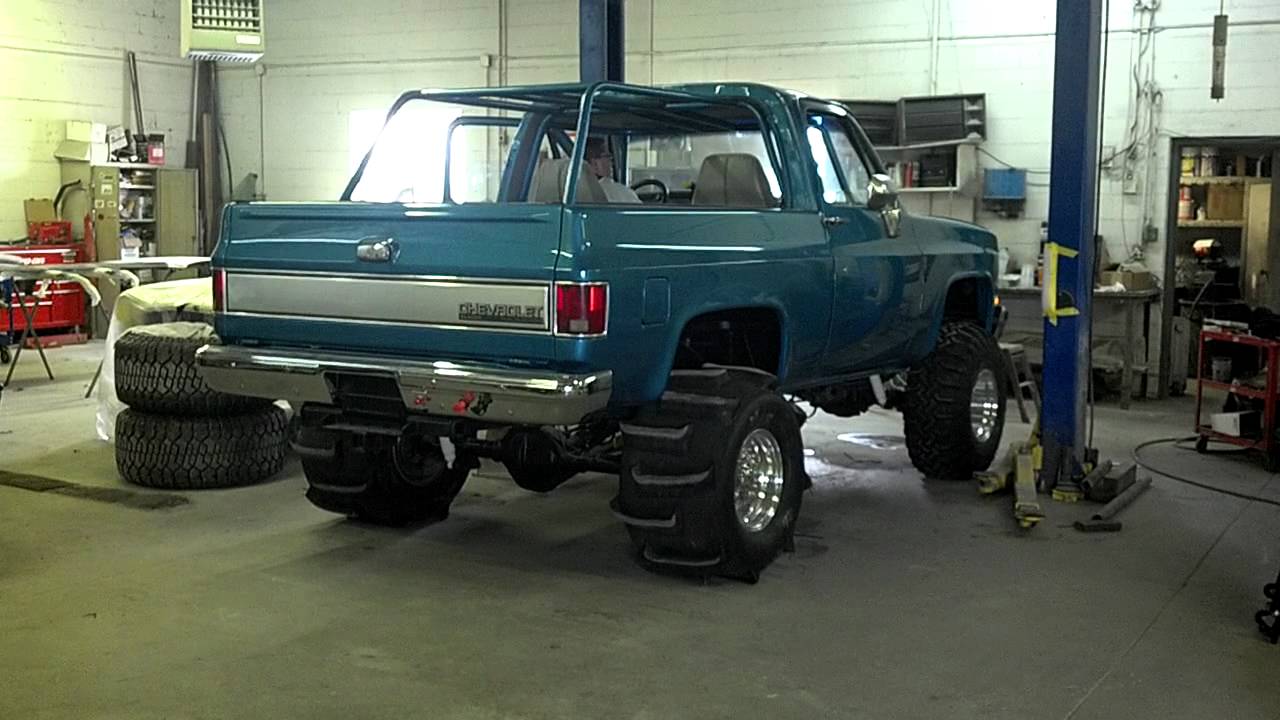 Chevy K5 Blazer start up! 