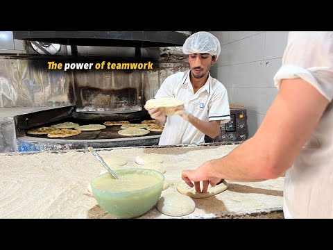 Bakers' teamwork to bake golden bread