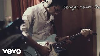 Magic Man - Tonight (Live) chords