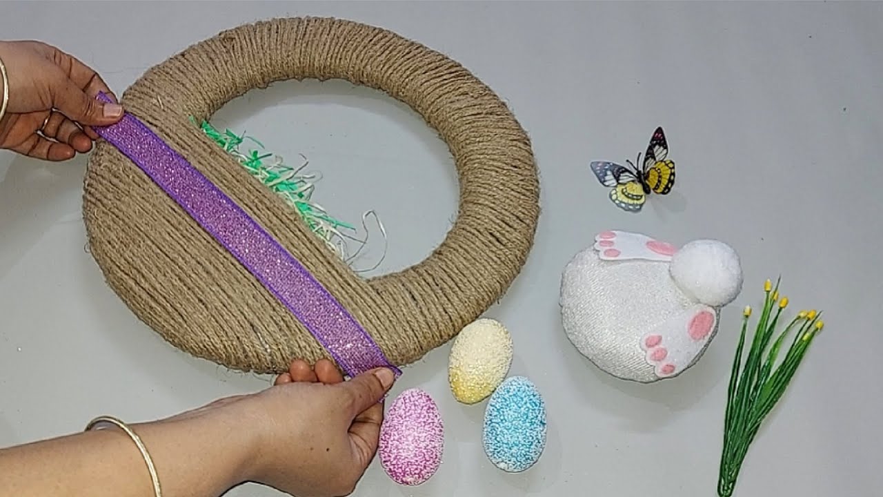 Easter craft idea made with simple materials |DIY Low budget Easter décor idea 🐰24