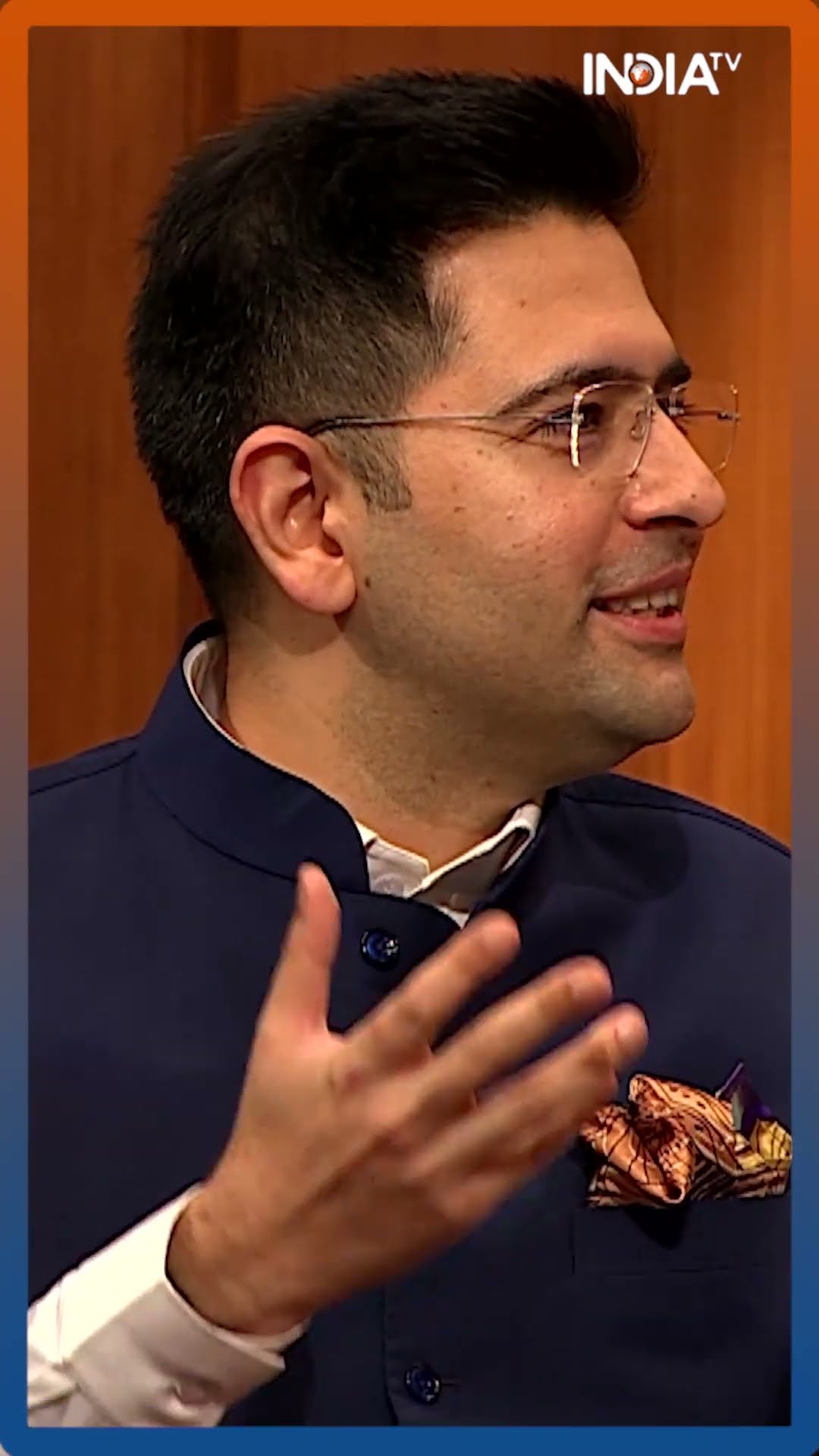#raghavchadha को देखकर क्या बोलते थे उनके दोस्त ? #aapkiadalat #parineetichopra #indiatv #shorts