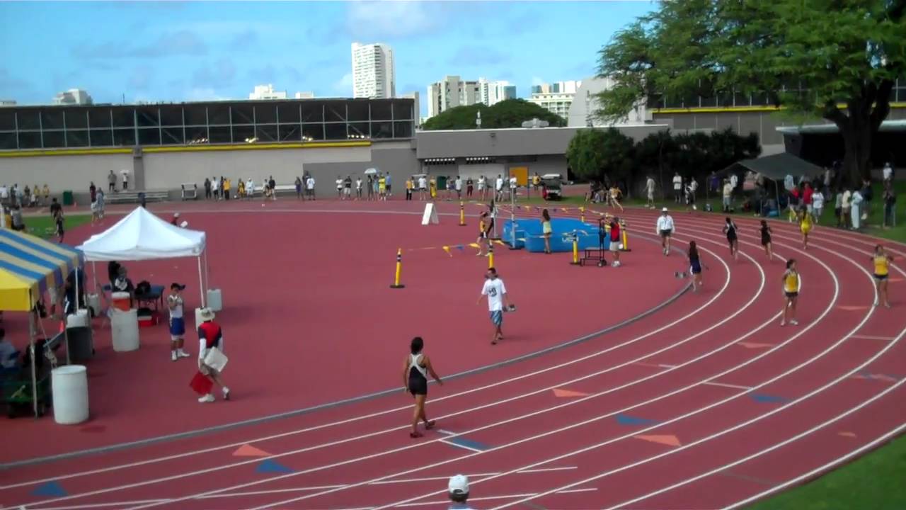 Punahou Relays 2011 Finals (Girls 4x200) YouTube