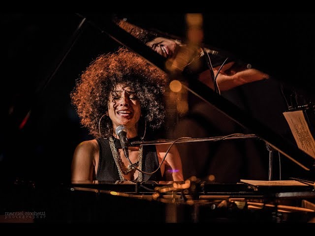 Kandace Springs - Soul Eyes - Live @ Blue Note Milano class=