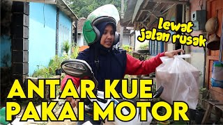 Ini DIa Cara Mengantar KUE ULANG TAHUN Lewat Jalan Rusak Parah