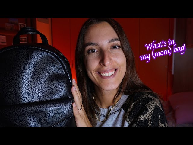 WHAT'S IN MY (MOM) BAG SUPER RILASSANTE 👜 ASMR ITA
