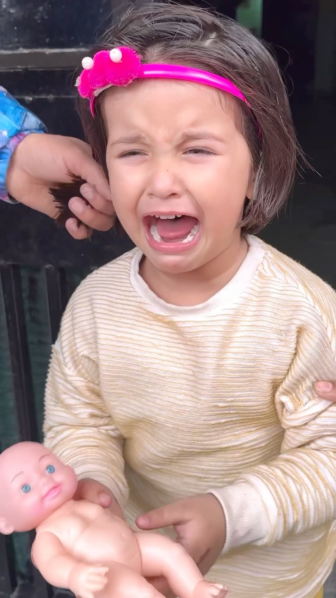 Akshita ko papa nahi leke gaye?