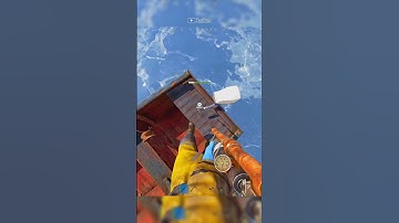 How two!! bullets got me LOADED😳💀 #rust #rustclips #rustshorts #rustgame #rustgameplay #rustsolo