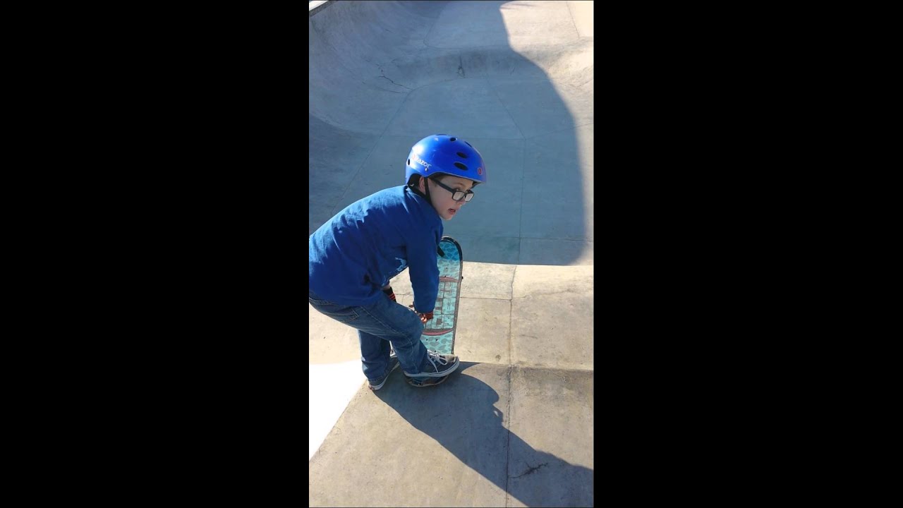 SUPERMAN AT BERRY HILL SKATEPARK