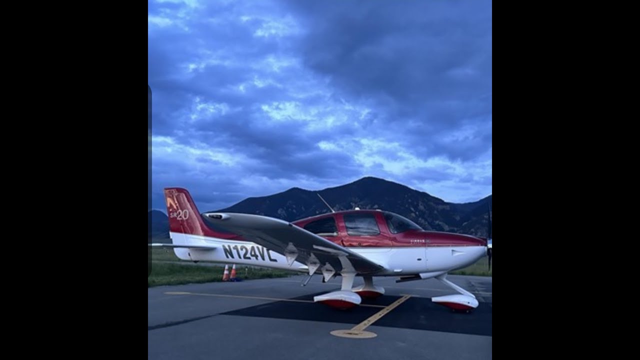 Landing after work. Cirrus SR20 - YouTube