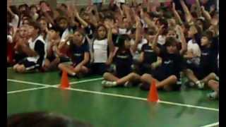 Dia de Las Madres  Laurinha em sua Homenagem na Escola La Salle Santo Antonio