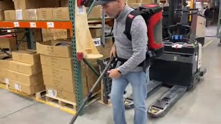 Backpack Vacuum Wall Stand for Milwaukee® M18 FUEL Intro