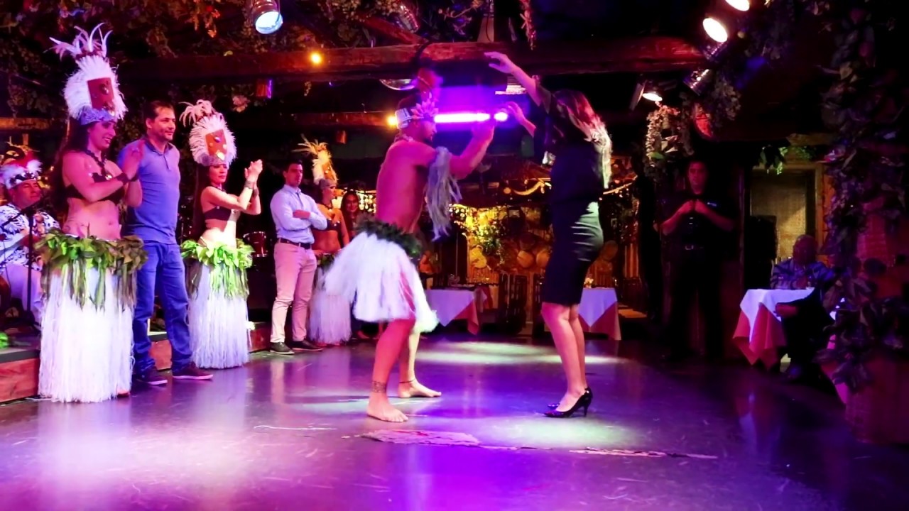 Tour Balihai Cena + show