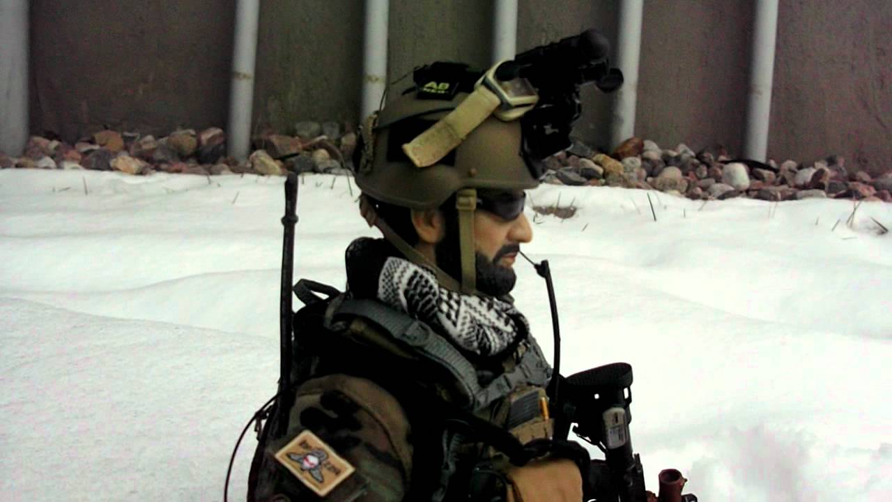 ## NEW ## U.S. ARMY SPECIAL FORCES ( CJSOTF-A) FIGURE FROM PLAY HOUSE.