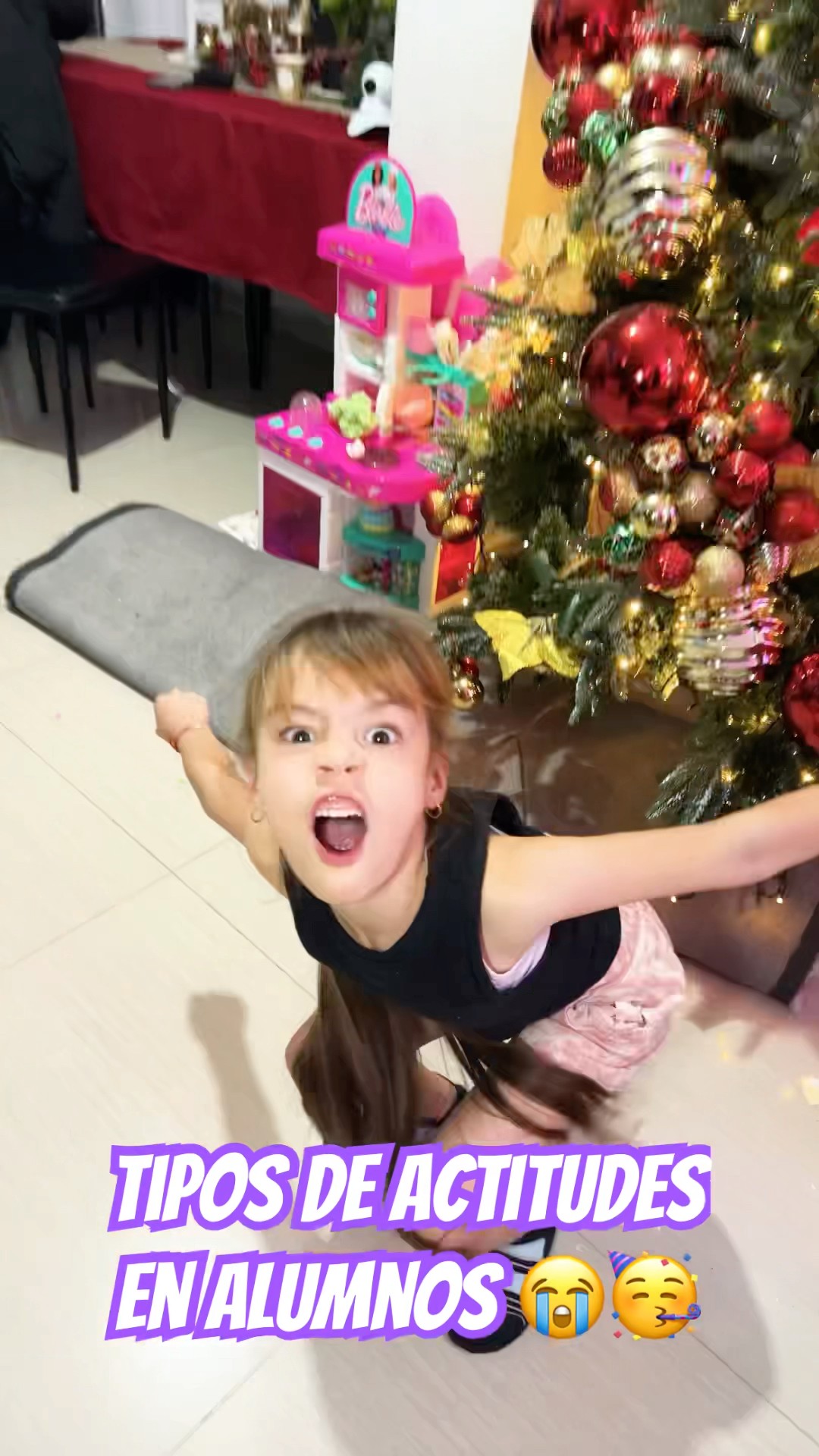 Cuál eres tú? Comenta #humor #cosasdefamilia #comedia #shortviral #youtubeshorts