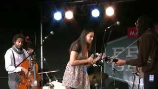 Carolina Chocolate Drops ft. Rhiannon Giddens &quot;Look Down That Lonesome Road&quot; FreshGrass2014