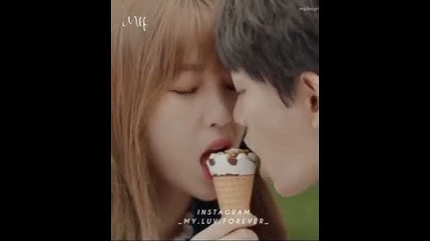 Thumbnail of 💋Kissing💋 while eating 🌙moonlight🌙 || Cute love ||Chinese drama