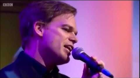 Michael C. Hall talks about Bowie and performs Lazarus on Andrew Marr Show October 2016