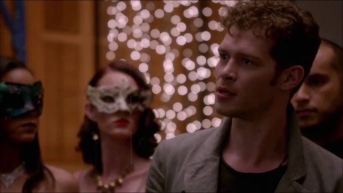 The Originals' First Look: Klaus and Rebekah attend a Masquerade Ball
