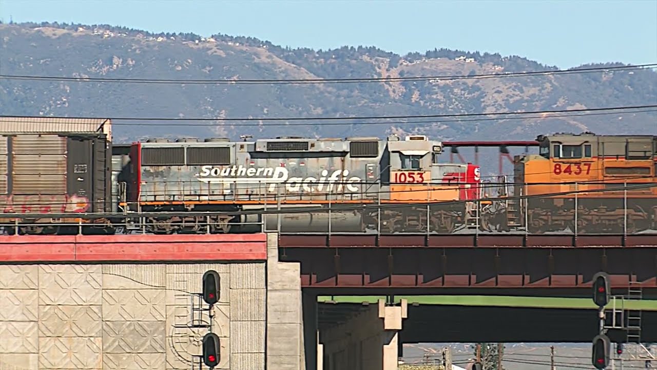 Inland Empire Railfanning Tour Volume 19: An Hour at Colton Featuring 3 Train Meets!
