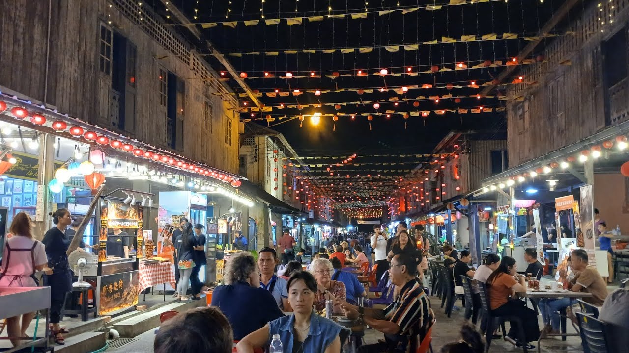SINIAWAN NIGHT MARKET