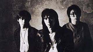 Tema 3 del álbum Little Bit... de 1993. Álbum aquí: http://jp-rock....