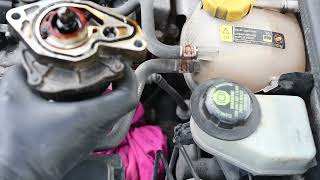 Changing gasket for the vacuum pump on a SAAB 9-3 1,8t -04