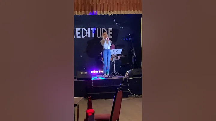 VALERIE - AMY WINEHOUSE - COVER - AMY FENNELL