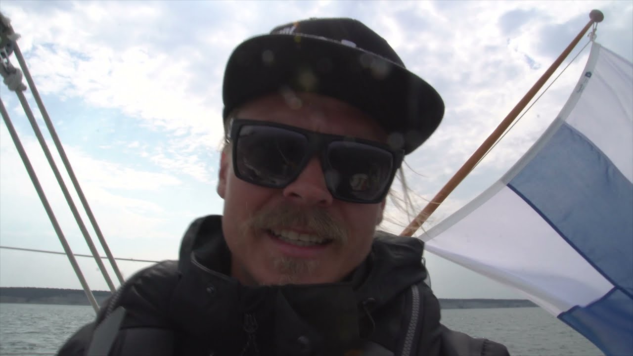 Pohjakosketus Bläsessä  ja avomeripurjehdus Latviaan - Offshore sailing to Latvia - Ep.7