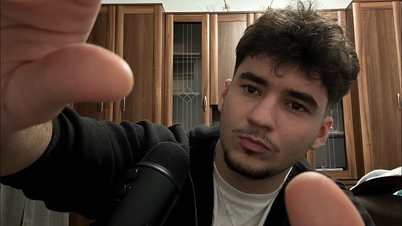 ASMR Getting something out of your eye (Personal Attention, Clicky Whisper + Hand Movements)