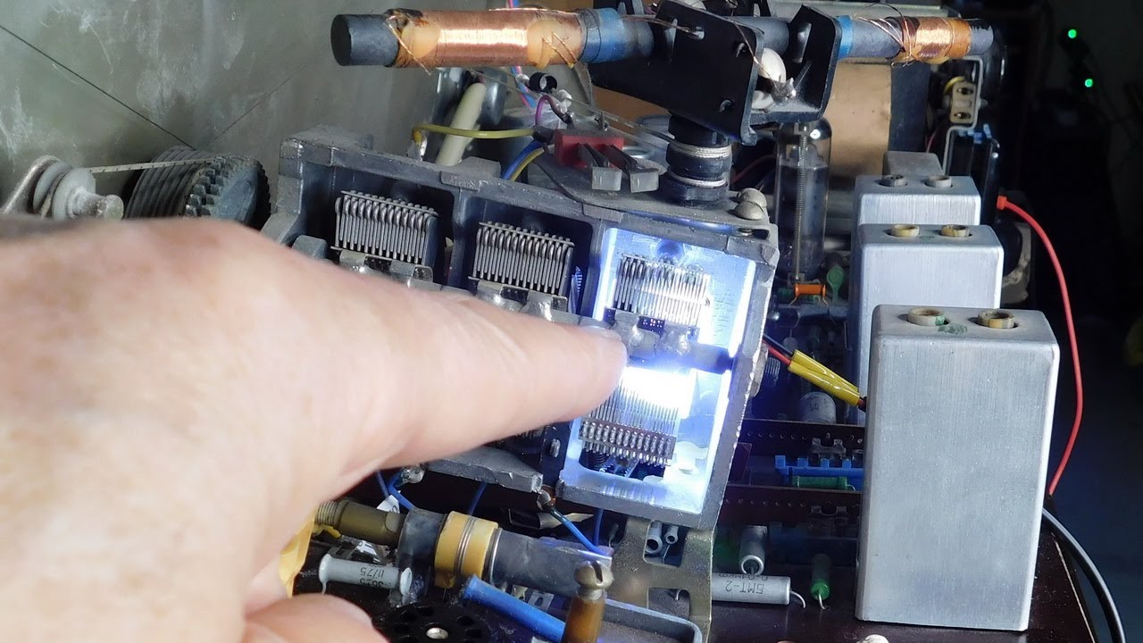 Первый способ ремонта КПЕ ламповой радиолы. Ремонт радиолы \"урал-112 ...