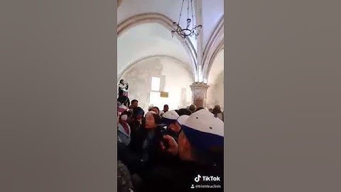 Bữa tiệc ly của Chúa Giêsu với các tông đồ ,ở chỗ này ngày xưa (Jerusalem)