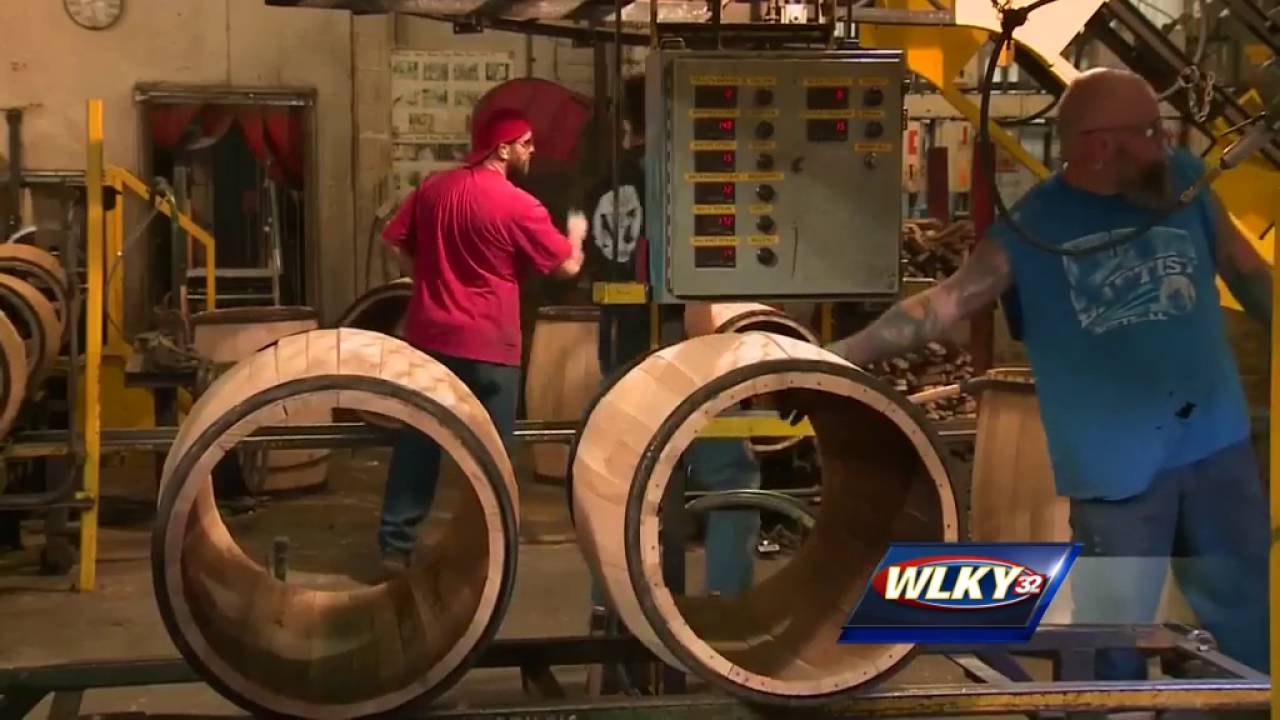 Number of bourbon barrels in Kentucky bigger than number of people