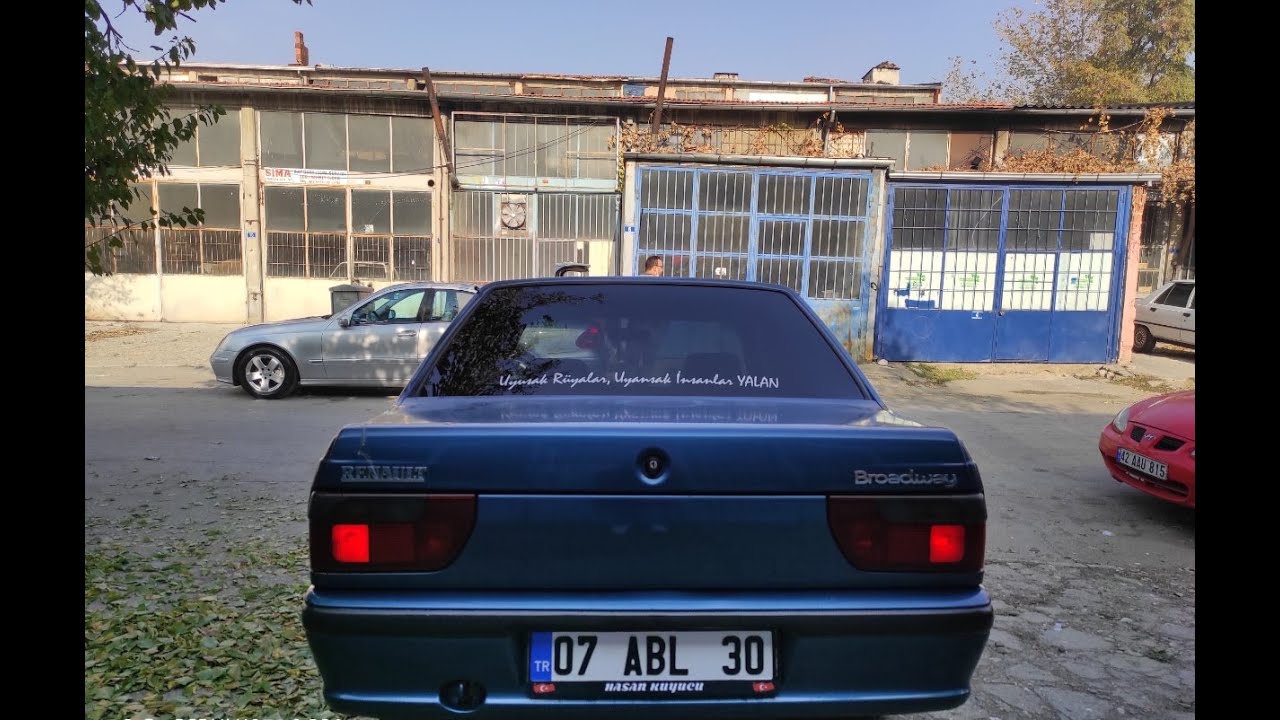 RENAULT Broadway RNi 1998