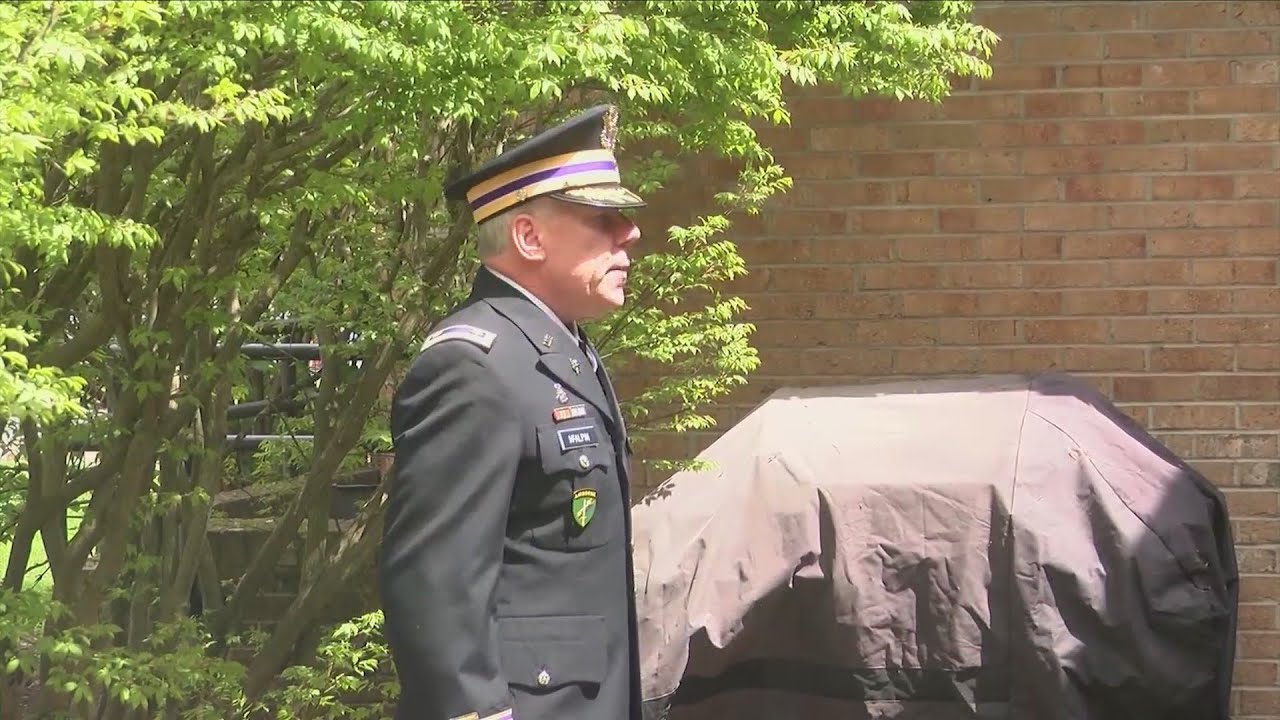 One man's mission to honor nursing home veterans during covid quarantine