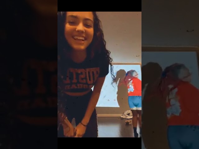 Malu Trevejo live stream October 27, 2020