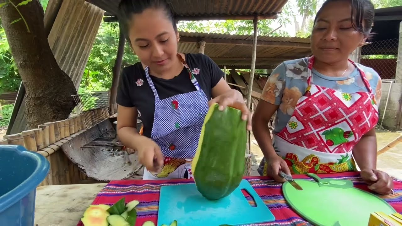 Por primera vez preparamos papas de papaya verde