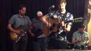 Apollo Bay - Moldy Money Hot Shots Live