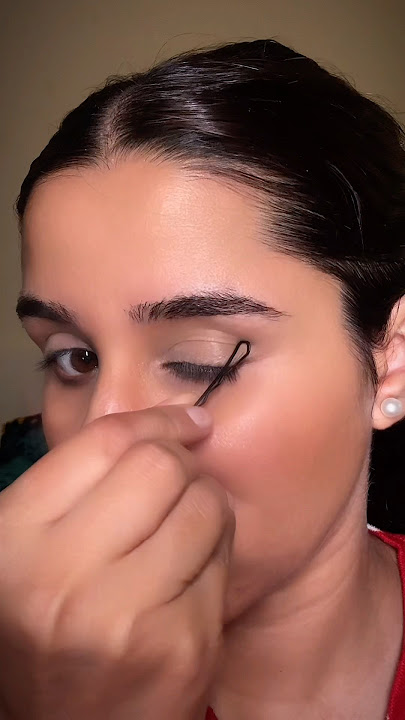 The Eyeliner Techniques You Need To Know