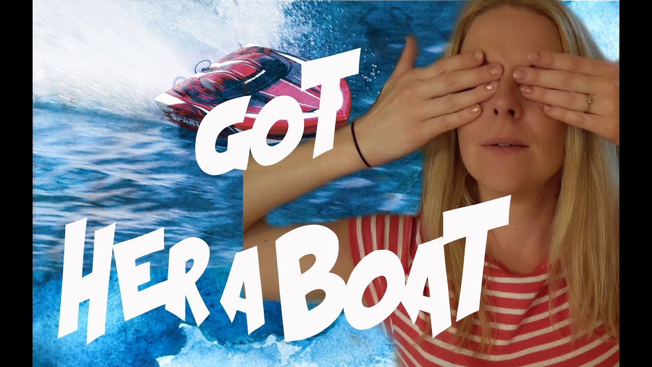 WE GOT A BOAT! - YouTube