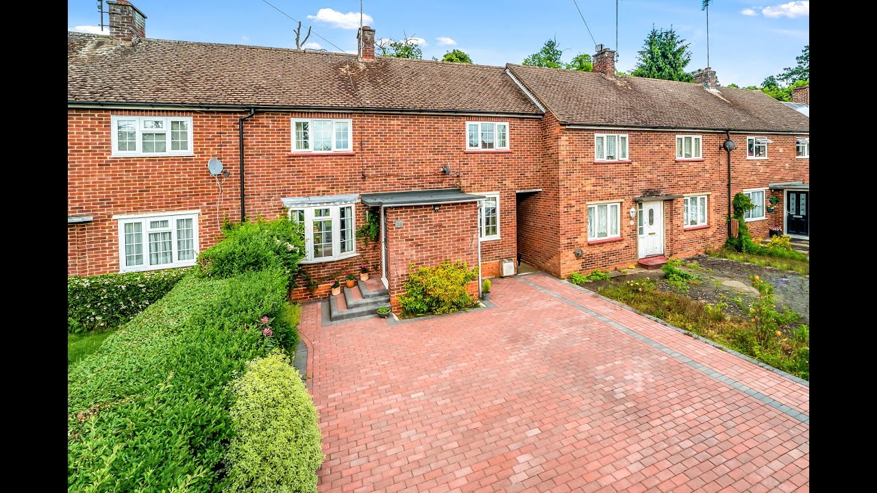 To Let - 2 bedroom House in Sunningdale, Ascot, UK -Property Video Tour