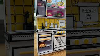 MGA’s Miniverse Mini Kitchen is a great way to store all their miniverse food creations!