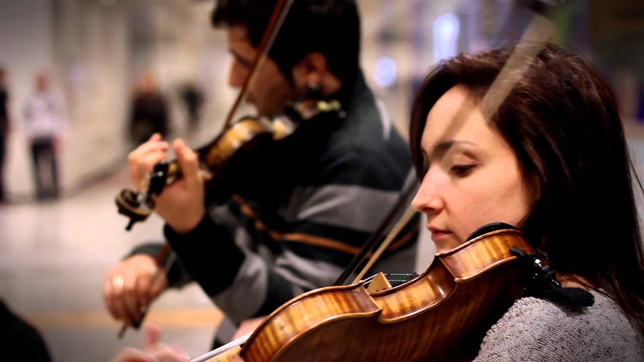 METROSTRING   ''Promentory'' (The Last of the Mohicans Theme)