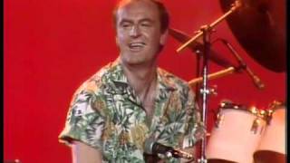 Video thumbnail of "Peter Allen - I Go To Rio"