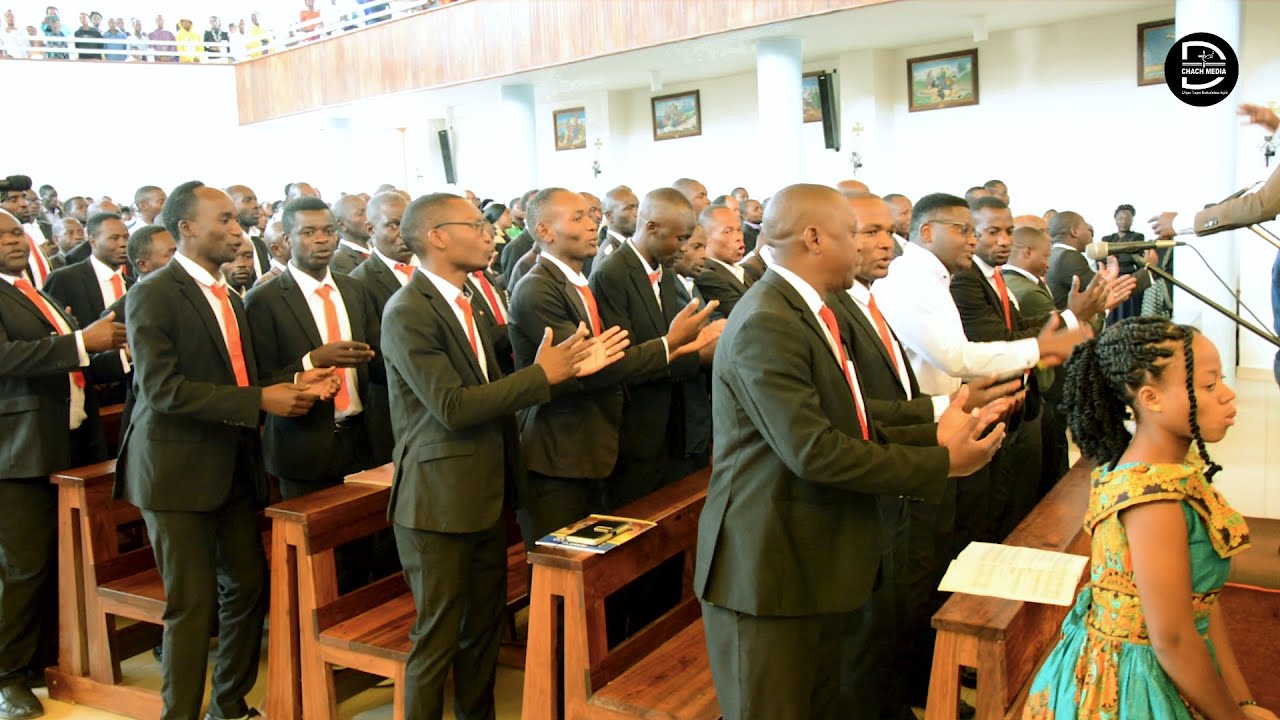 Pokea Vipaji Vyetu - Kwaya Ya Umoja Wa Wanaume Wakatoliki (UWAKA) Parokia Ya Mafinga Iringa