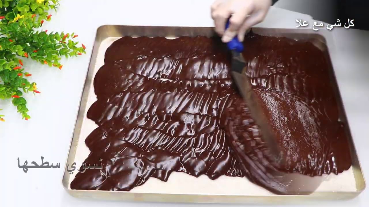 من أطيب واسهل الحلويات الباردة تحلية لقمة الباشا حلى كريمي بالشوكولا بدون فرن وبيض والطعم فوق الخيال