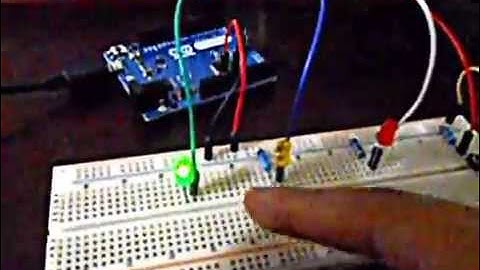 Interacción 3 Led y 1 botón Arduino