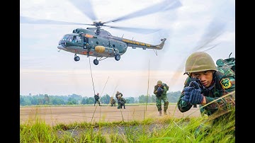 Bộ đội đặc công, trinh sát Quân khu huấn luyện đổ bộ đường không