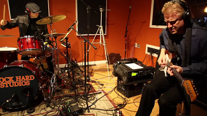 The B. Christopher Band - "Maroon" live feat Shawn...