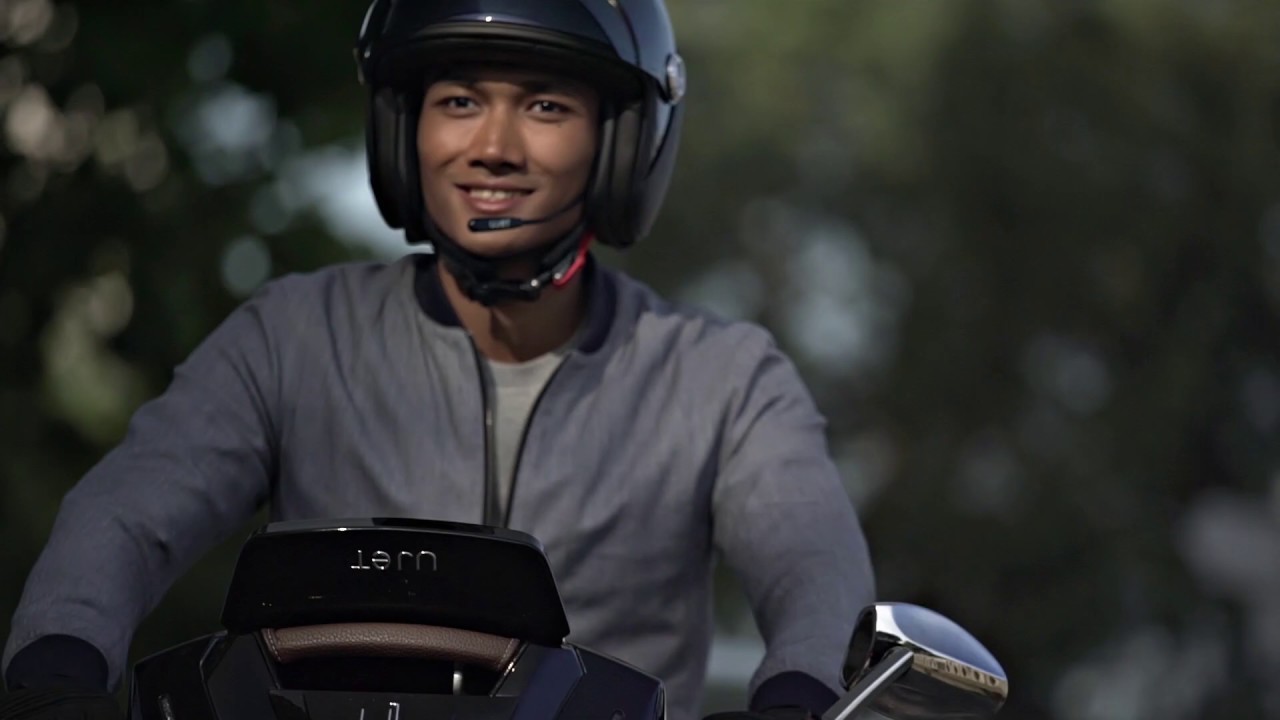 Scooter Electrique Ujet Pliable Test en Ville