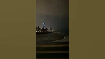 علميني ليه انا اسال عليك 
